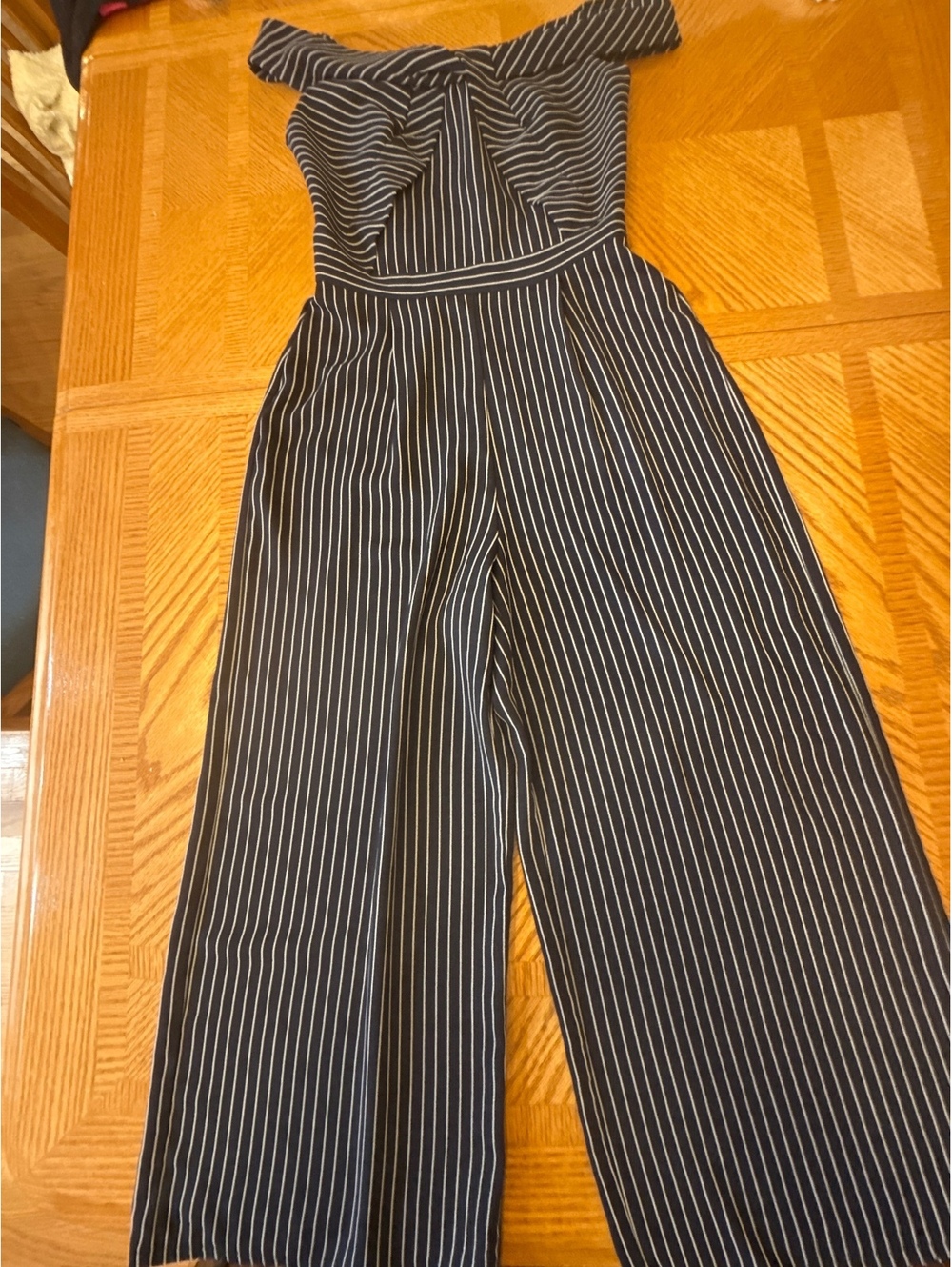 Adelyn Rae blue and white striped pants romper size XS